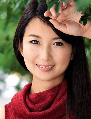 一色 桃子(いっしき ももこ)