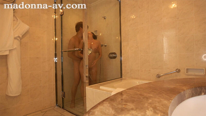 マドンナ専属女優の『リアル』解禁。 MADOOOON！！！！ 水川スミレ ハメ撮り 巨乳 ハメ撮り 人妻 主婦 熟女